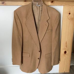 Men’s camel hair jacket